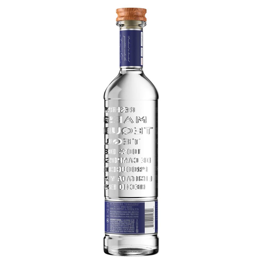 MAESTRO DOBEL® SILVER TEQUILA