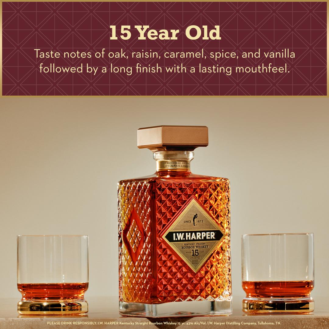 I.W. HARPER 15 YEAR OLD KENTUCKY STRAIGHT BOURBON WHISKEY