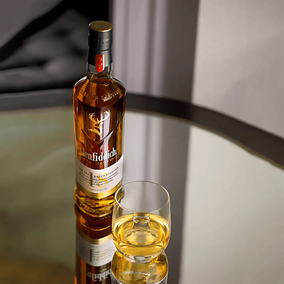 GLENFIDDICH 18 YEAR OLD SMALL BATCH SINGLE MALT SCOTCH WHISKY