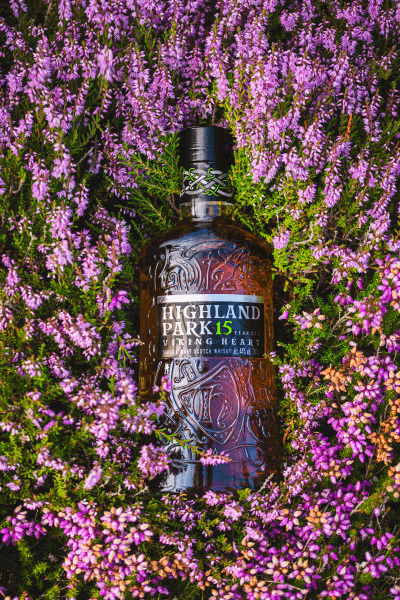 HIGHLAND PARK 15 YEAR OLD SINGLE MALT WHISKY