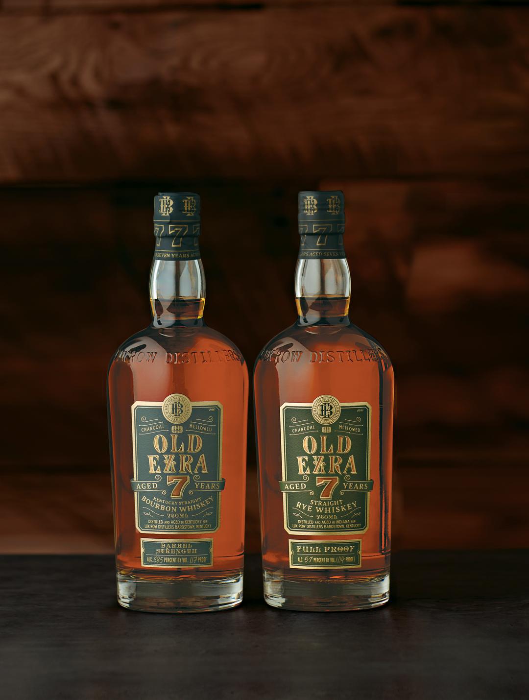 OLD EZRA BROOKS 7 YEAR OLD STRAIGHT BOURBON WHISKEY