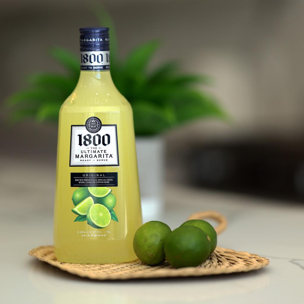1800® ULTIMATE MARGARITA TEQUILA COCKTAIL