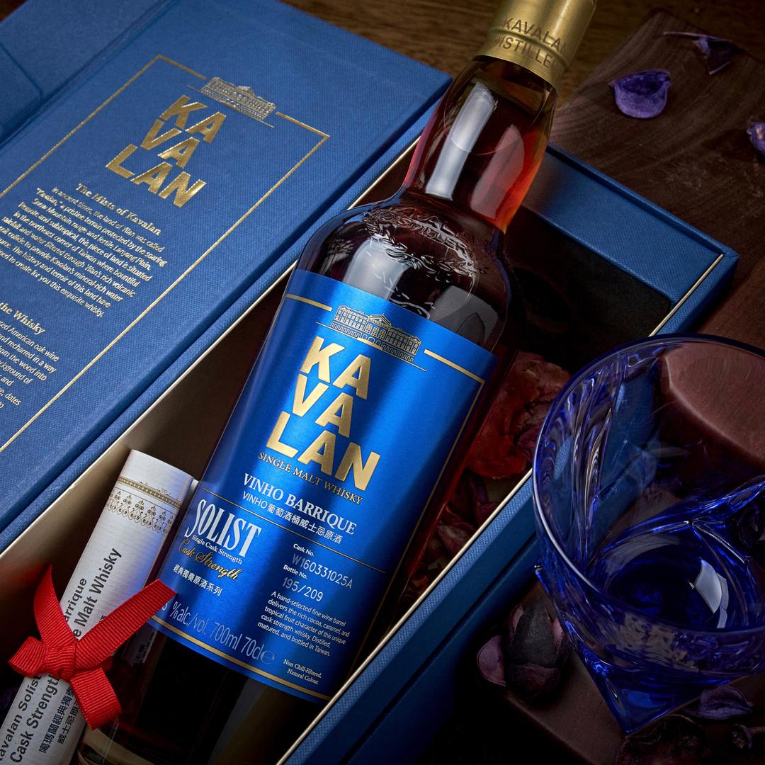 KAVALAN VINHO BARRIQUE CASK STRENGTH SINGLE MALT WHISKY S2B1