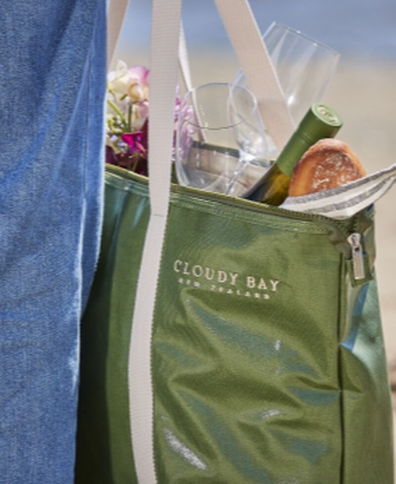 Cloudy Bay x Summer Tote