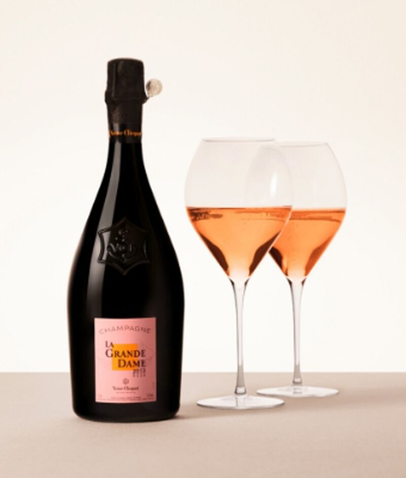 Veuve Clicquot La Grande Dame Rosé with two flute glasses